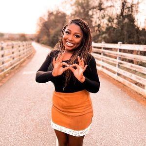 Meet your Posher, Bree